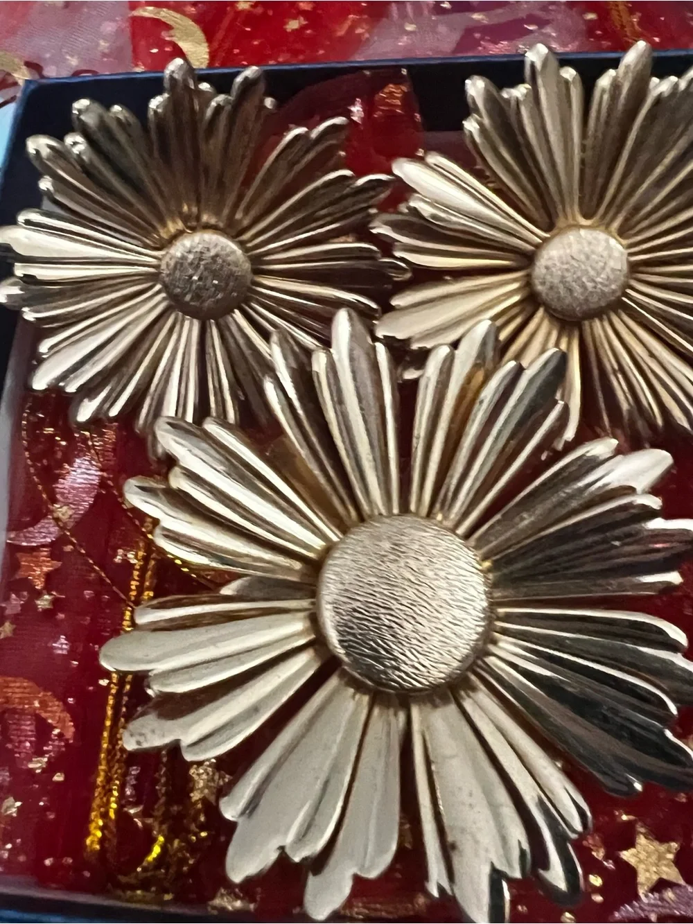 Sarah Coventry three gold